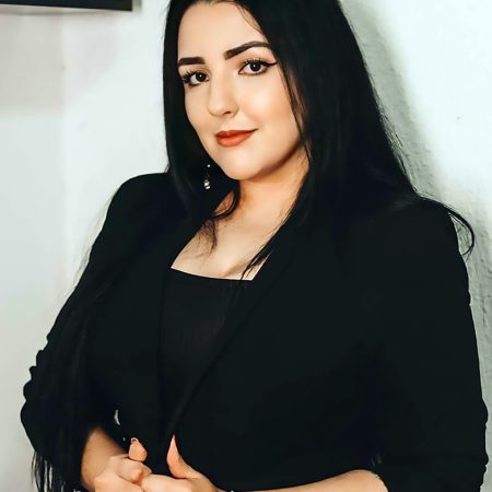 Prof. Carol-min Carolina Letícia Gomes